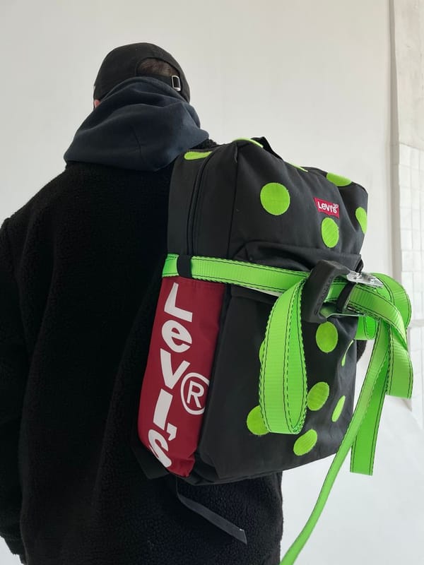 🎒Levi’s выпустил коллекцию рюкзаков L Pack Family из переработанных ПЭТ бутылок.